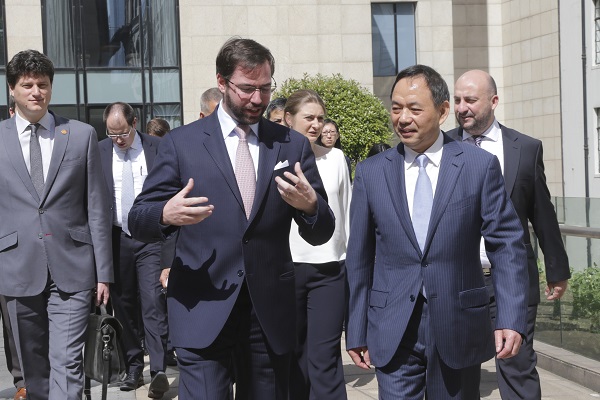 China_Mission-Hereditary_Grand_Duke-SIP-Luc_Deflorenne-600x400.jpg