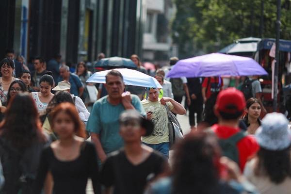 Mexico Heat Wave Melts Temperature Records in 10 Cities, Including Mexico City