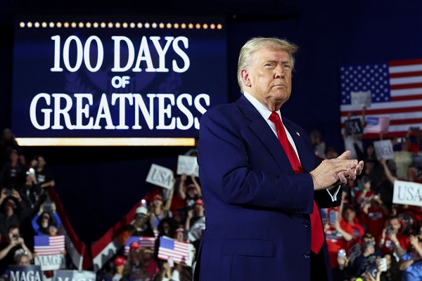 Trump Touts Economy at Michigan 100-Day Rally, as Americans Grow Wary