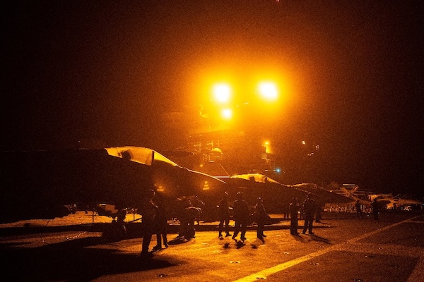 Houthis Strike Saudi Targets Anew as Talks Over Strait of Hormuz Stall